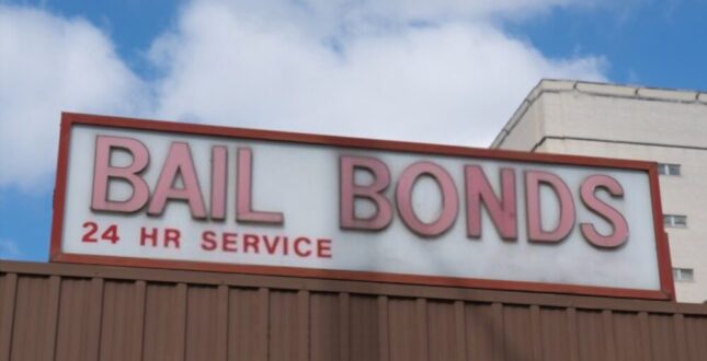 hire the best bail bond company in arapahoe